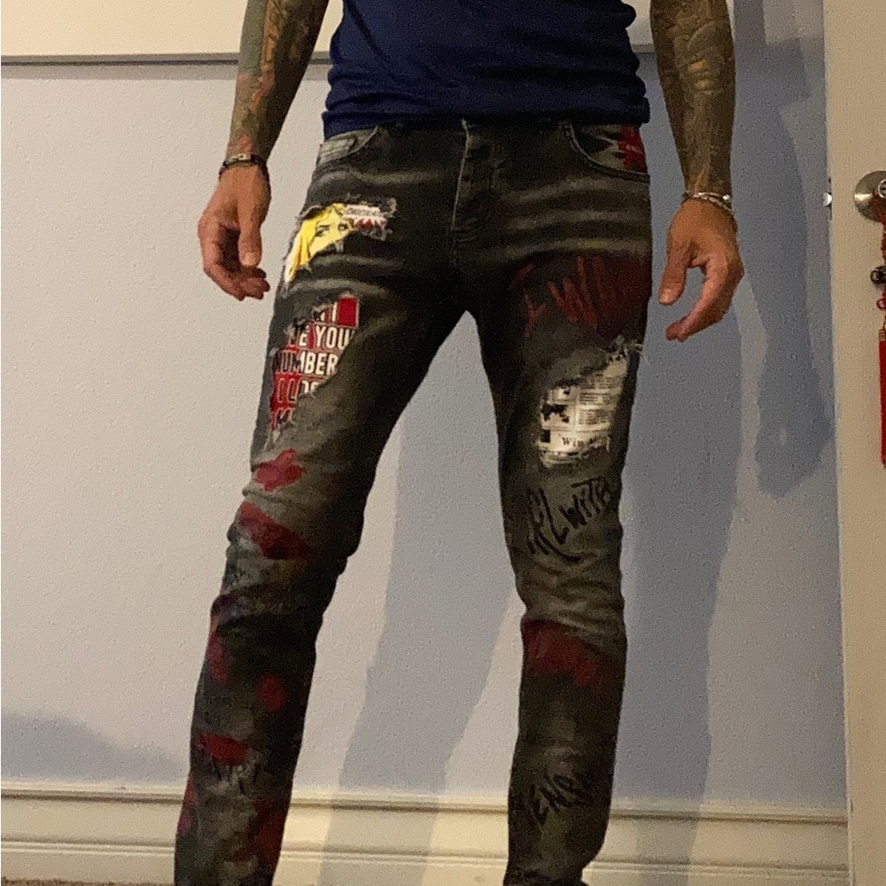 Sernes XWAY JEANS 32/30 These jeans are gorgeous!! Beautiful embroidery worn 2xs